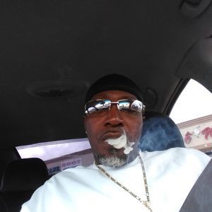 Meet your Posher, Charles